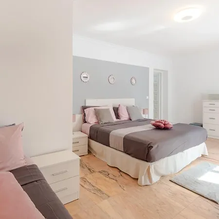 Barbara- Live Your Dream In Villa